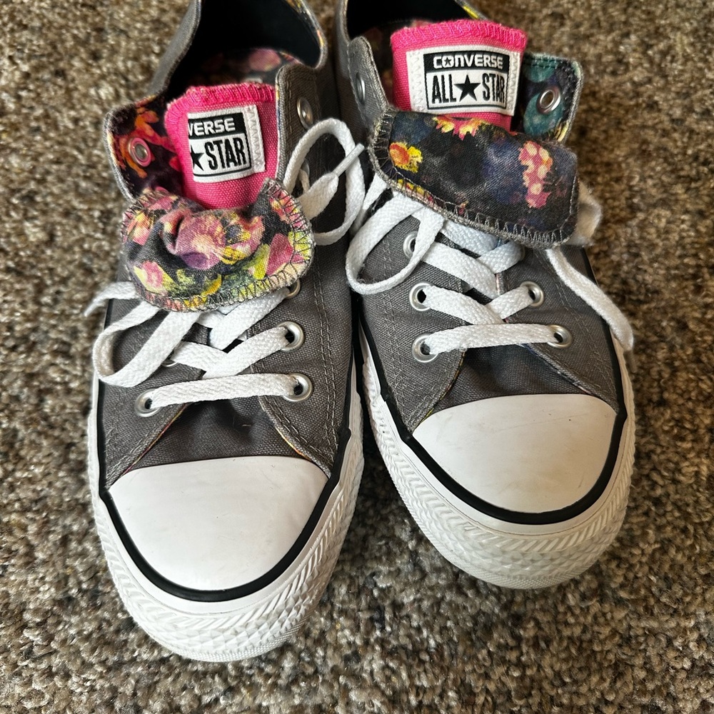 Converse Gray and Pink Sneakers Classic Canvas Design size 9